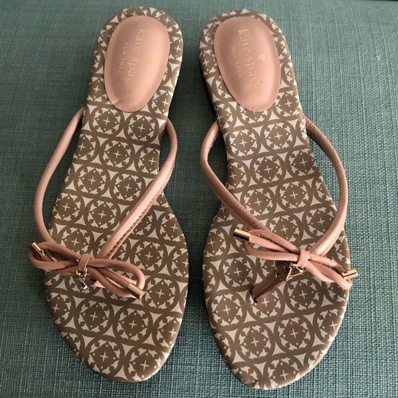 kate spade Shoes - Kate Spade sandals - only worn once!